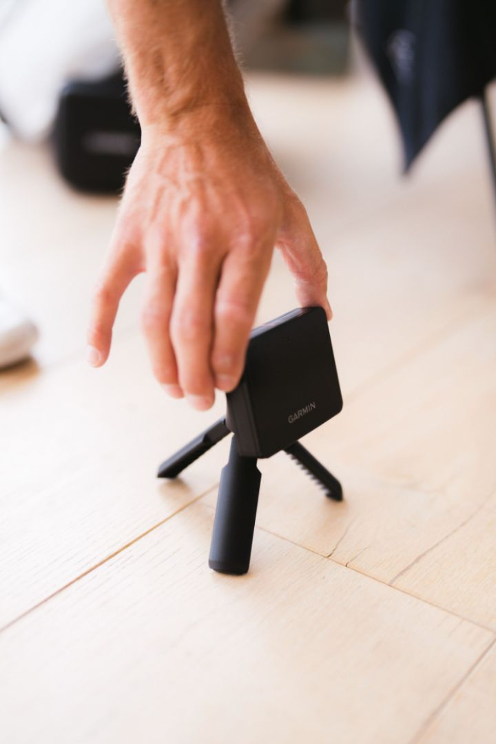 Garmin Approach R10 Being Adjusted by hand.