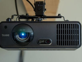 golf simulator projector