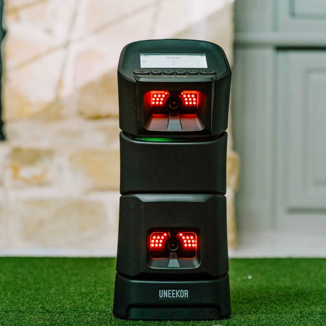 Uneekor EYE MINI Launch Monitor 