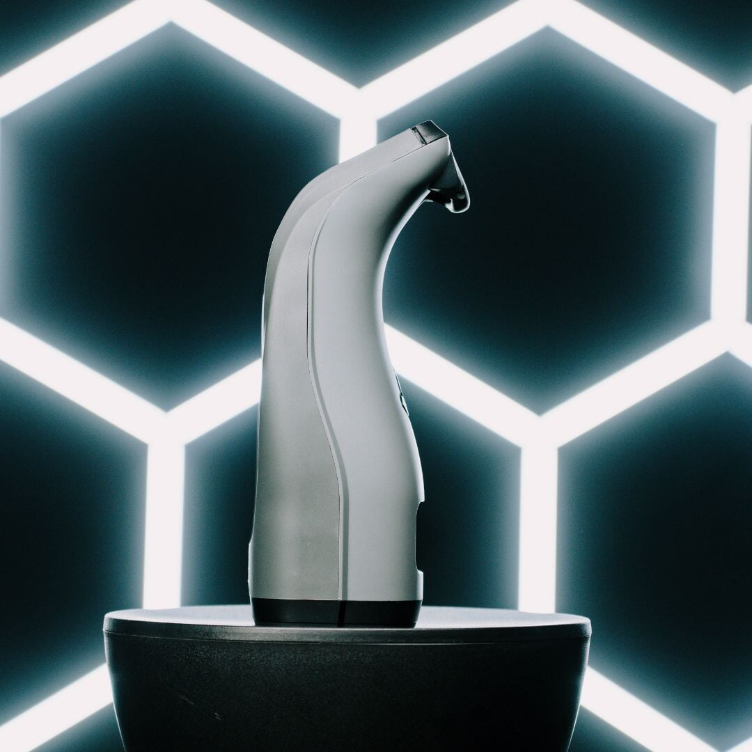 Foresight Sports GC3 Launch Monitor side view