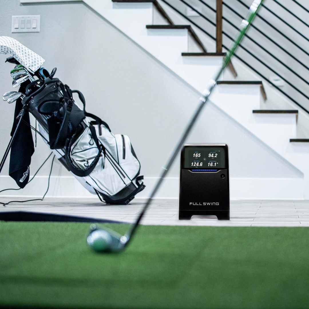 FULL SWING KITゴルフ機器 モニター付き ケース付き Amazon | Tiger Woodsが信頼するフルスイングキット ゴルフローンチ