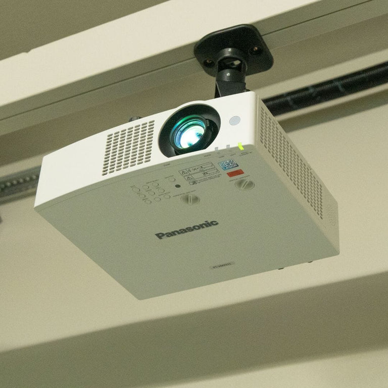 panasonic golf simulator projector