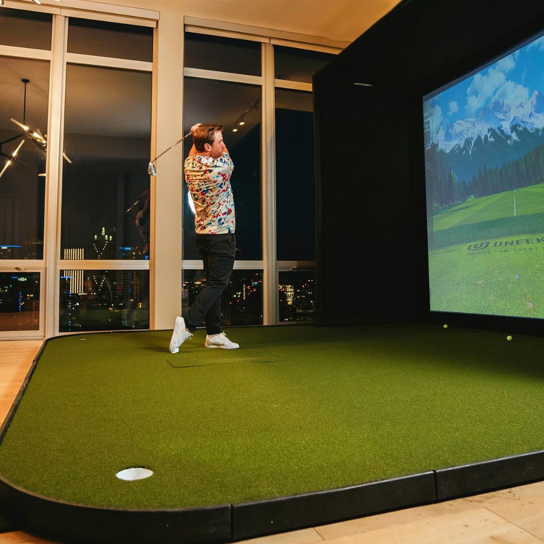 SIGPRO Golf Simulator Flooring - SIG10 (Integrated Turf Floor, 11'7"W x 15'6"D)
